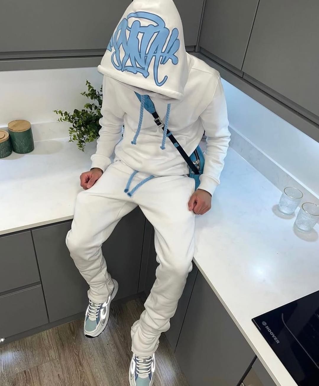Syna World: The Streetwear Phenomenon and the Rise of the Syna World Tracksuit
