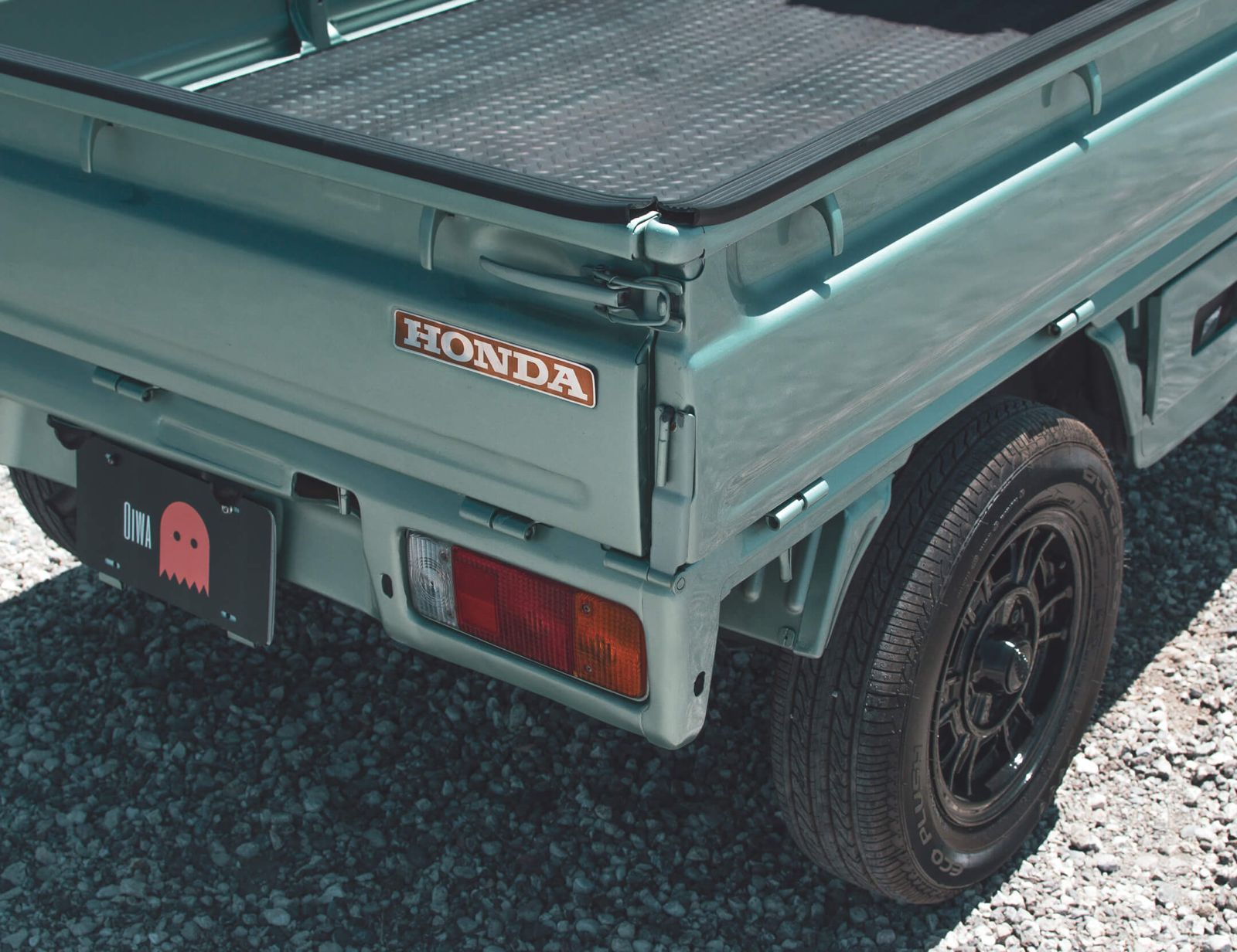 The Art of Mini Trucking: Honda Acty Mods by Oiwa Garage