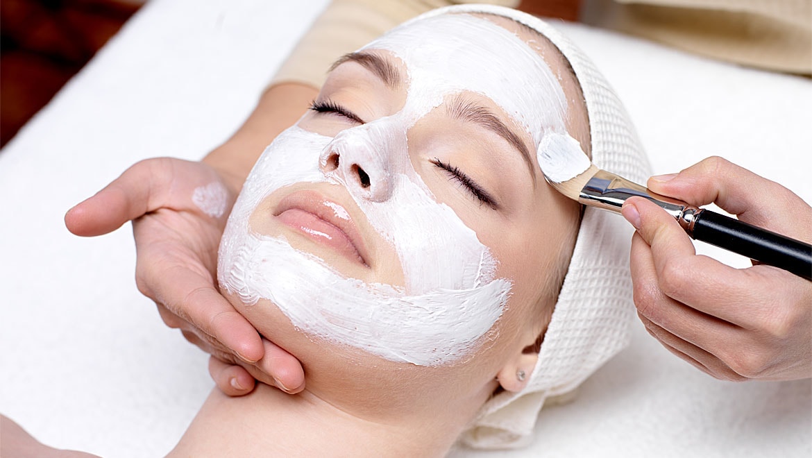 Express Facials Services in Lithonia