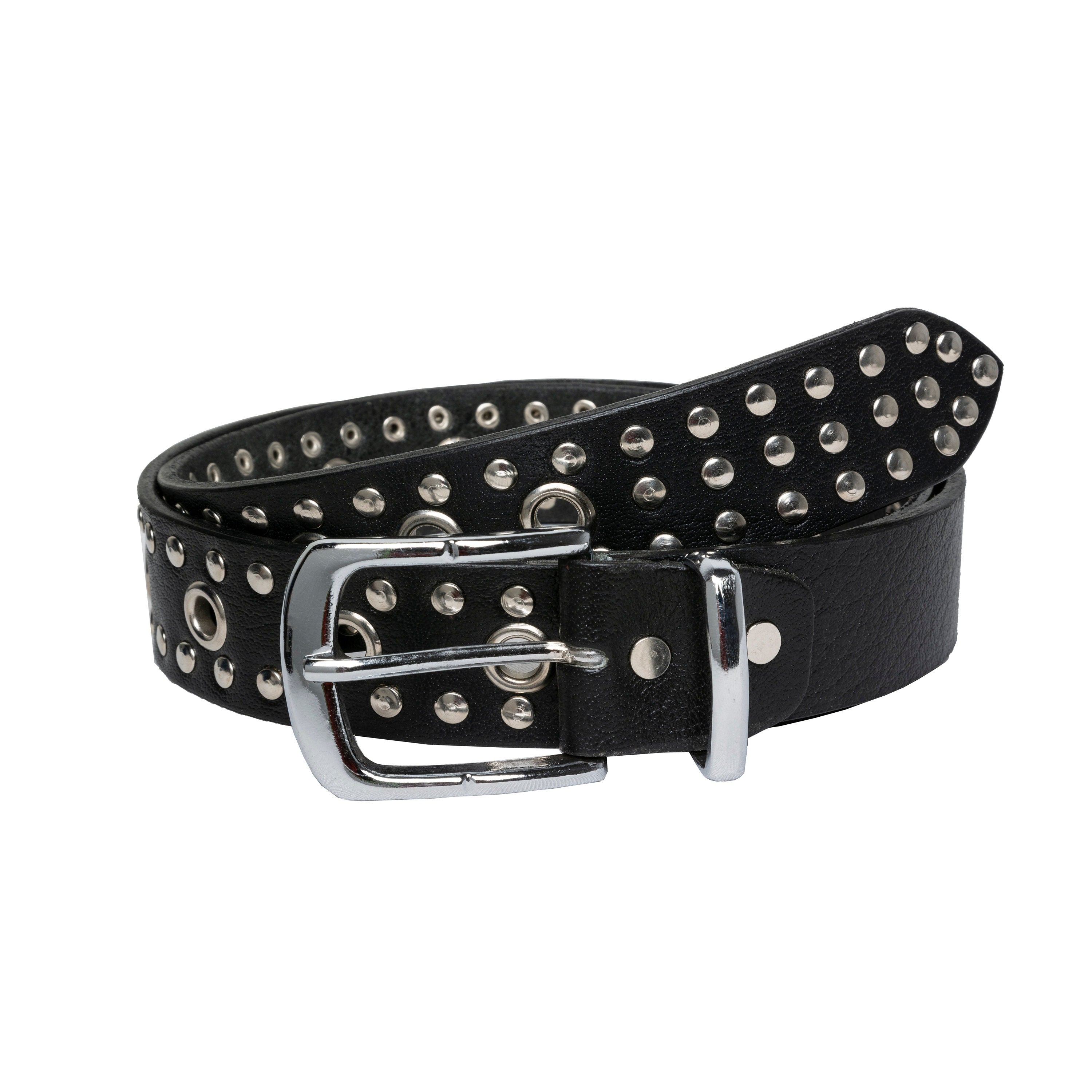 The Essential Guide to Men’s Belts: Style, Strength & Sophistication